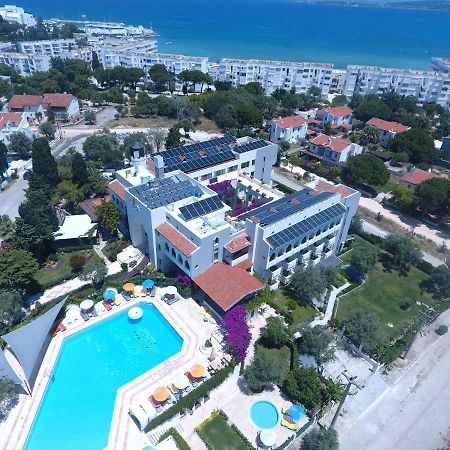 Arinnanda Hotel Çeşme Esterno foto